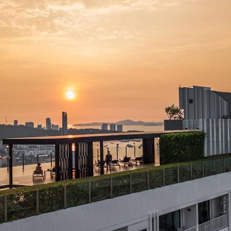 Aparthotel The Base Pattaya By Nami Exterior foto