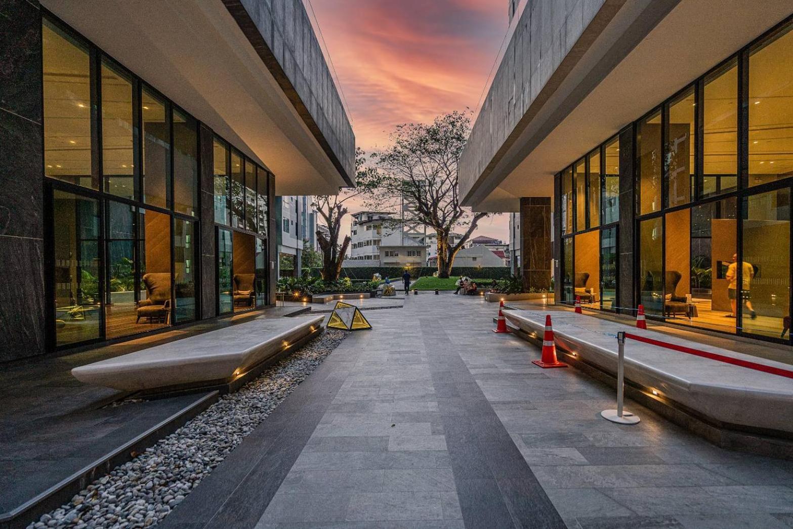Aparthotel The Base Pattaya By Nami Exterior foto